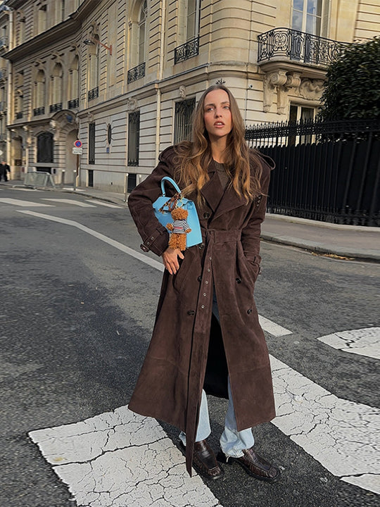Damen Langer Trenchcoat aus weichem Wildlederimitat mit modischen Details Heidi-Mode