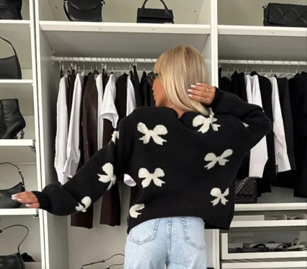 Damen Strickjacke mit dekorativen Schleifen und glänzenden Akzenten Heidi-Mode