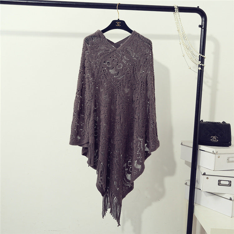Damen eleganter Poncho mit dekorativem Häkelmuster Heidi-Mode
