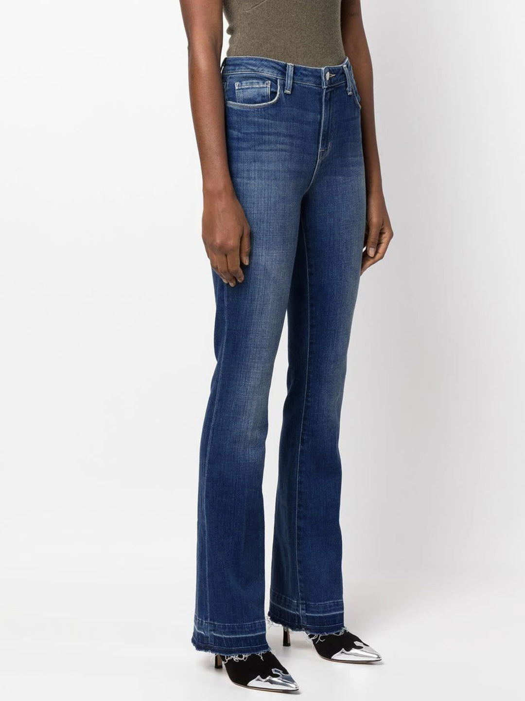 Damen Bootcut Jeans im legeren Design mit fransigem Saum und hohem Taillenbund Heidi-Mode