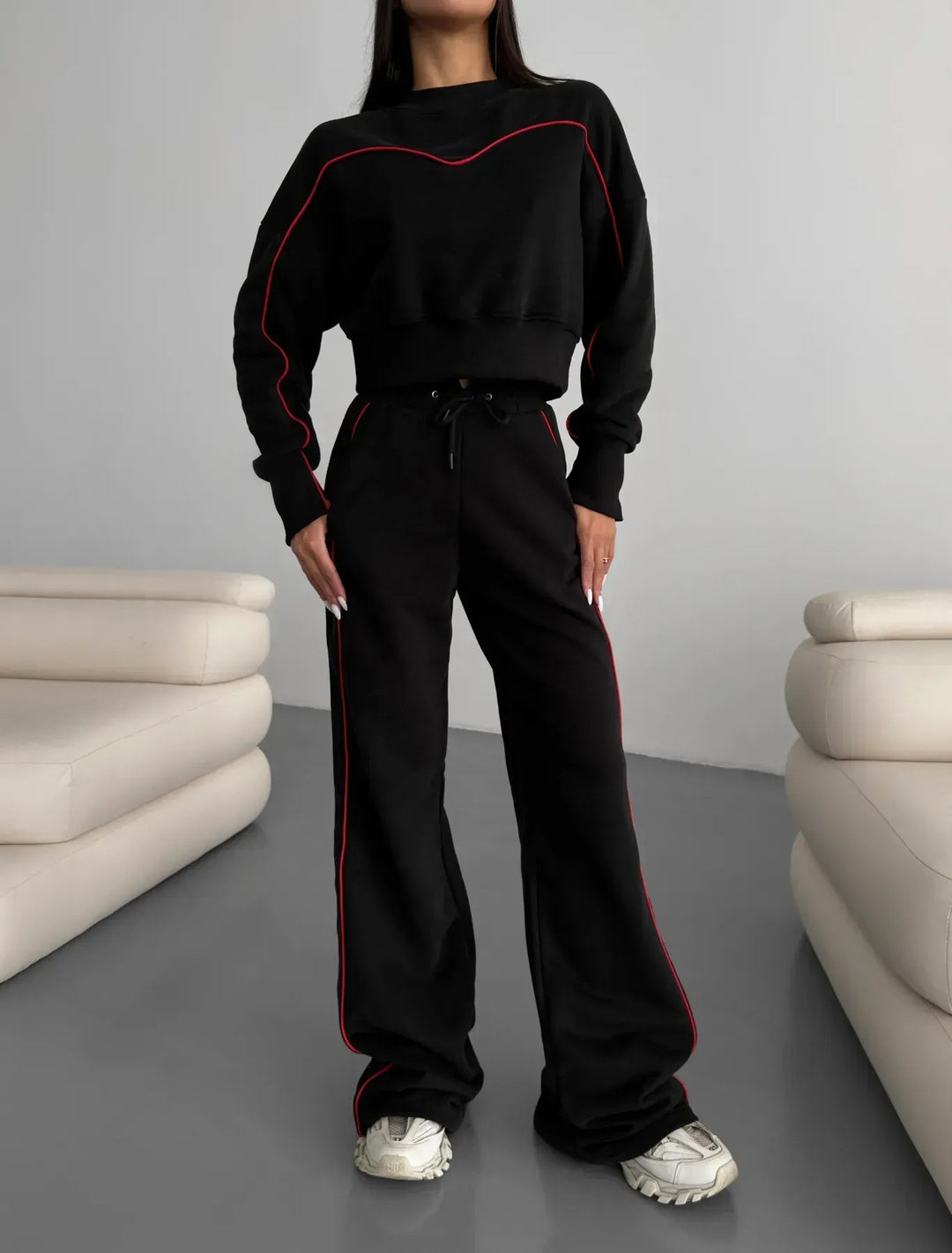 Damen lässiges Fleece-Set mit gemütlichem cropped Oberteil und weiten Hosen Heidi-Mode