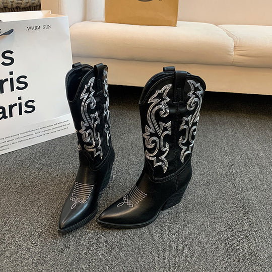 Damen Cowboy-Stiefel mit eleganter Stickerei und modernem Wedge-Design Heidi-Mode
