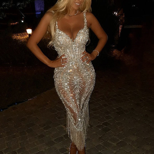 Damen glamouröses Abendkleid mit funkelnden Pailletten und fransigen Details Heidi-Mode