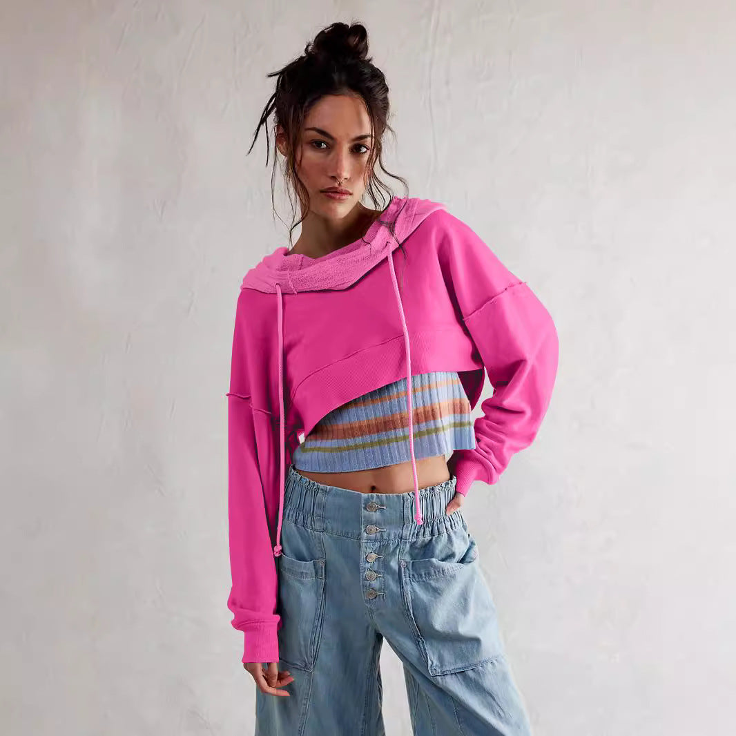 Damen cropped Sweatshirt mit lässigem Schnitt und Kängurutasche Heidi-Mode