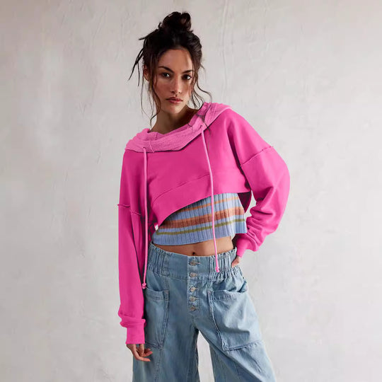 Damen cropped Sweatshirt mit lässigem Schnitt und Kängurutasche Heidi-Mode