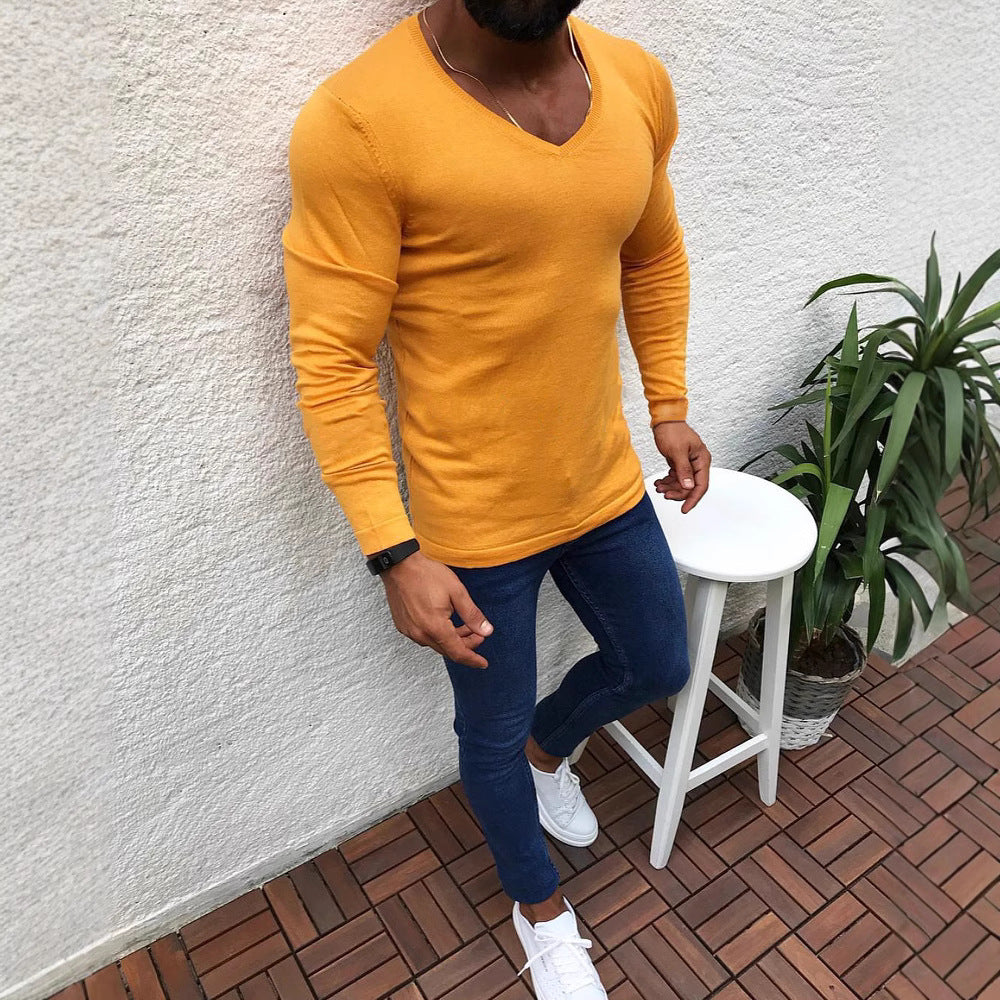 Herren figurbetontes Longsleeve aus Baumwolle mit V-Ausschnitt Heidi-Mode