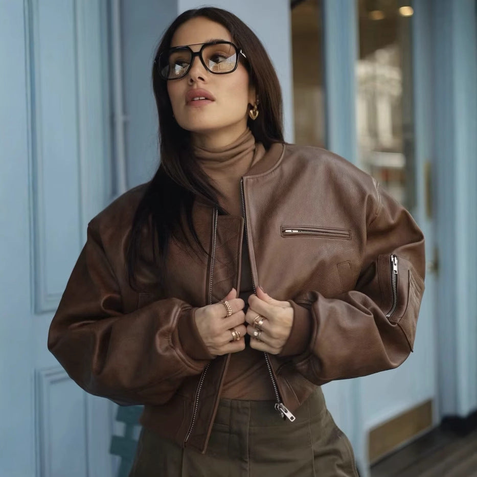Damen cropped Kunstlederjacke mit Reißverschluss und praktischen Taschen Heidi-Mode