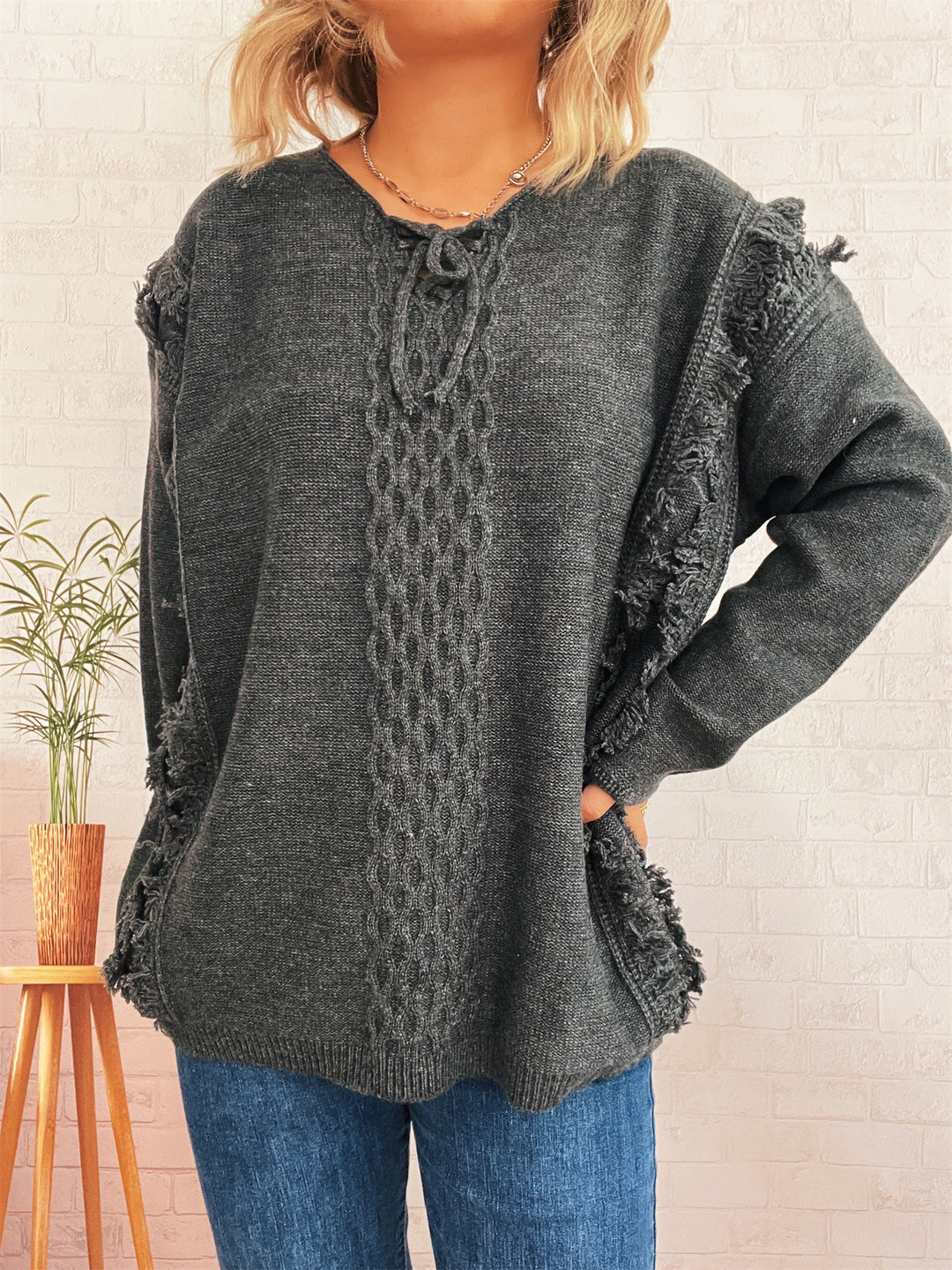 Damen Oversize-Strickpullover mit verspieltem Fransen-Design und Zopfmuster Heidi-Mode