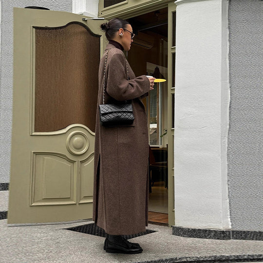 Damen Lange Wollmantel mit modernen Schnittführungen Heidi-Mode