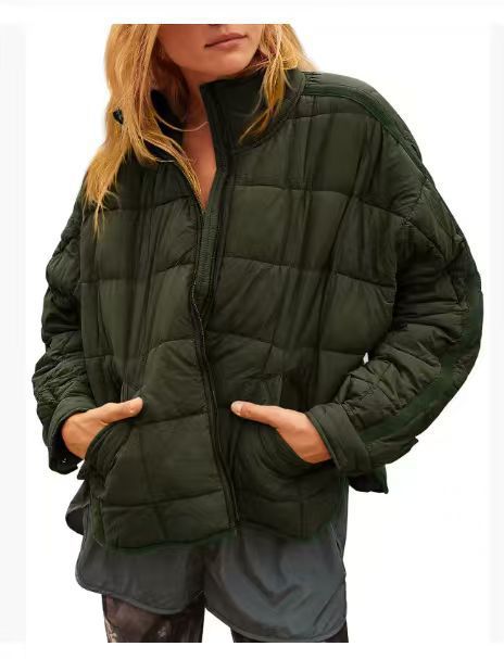 Damen Leichte Steppjacke mit hohem Kragen und praktischen Taschen Heidi-Mode