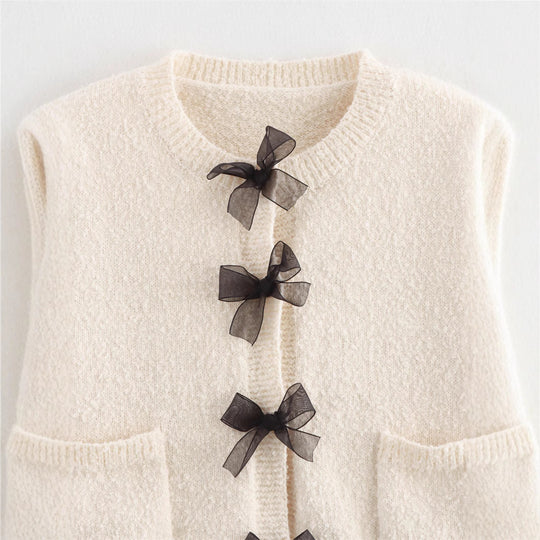 Damen Bouclé-Jacke mit eleganten Schleifen und Fransen Heidi-Mode