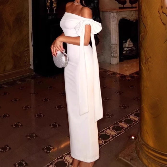 Damen Elegantes Off-Shoulder Maxikleid mit figurformendem Schnitt und schwingendem Saum Heidi-Mode