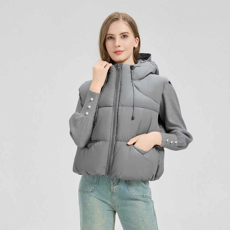 Damen gesteppte Weste mit abnehmbarer Kapuze und seitlichen Eingrifftaschen Heidi-Mode