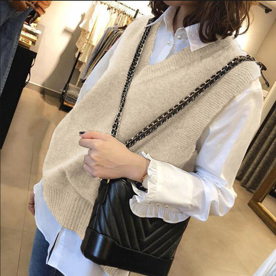 Damen Ärmellose Strickweste mit V-Ausschnitt und Rippdetails Heidi-Mode