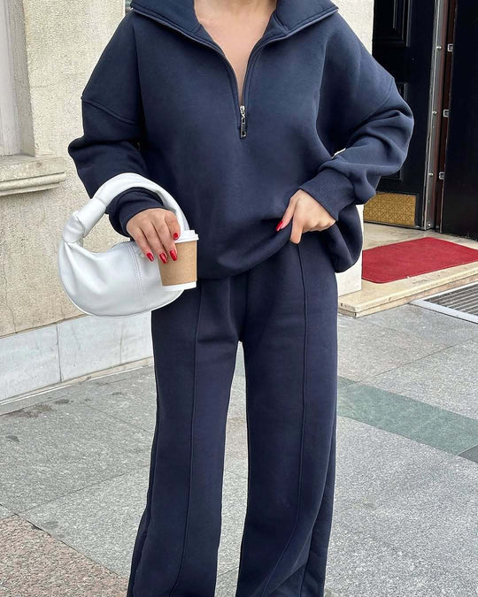 Damen bequemer Fleece-Athleisure-Anzug mit Stehkragen und Reißverschluss Heidi-Mode