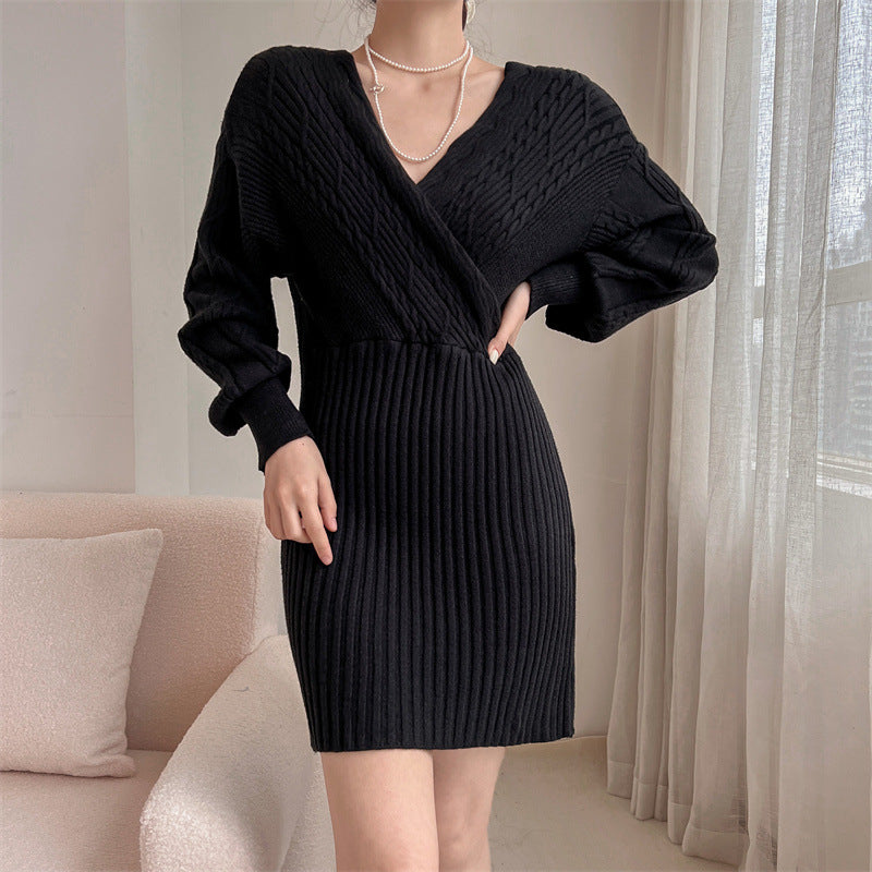 Damen Elegantes Strickkleid mit V-Ausschnitt und strukturiertem Oberteil Heidi-Mode