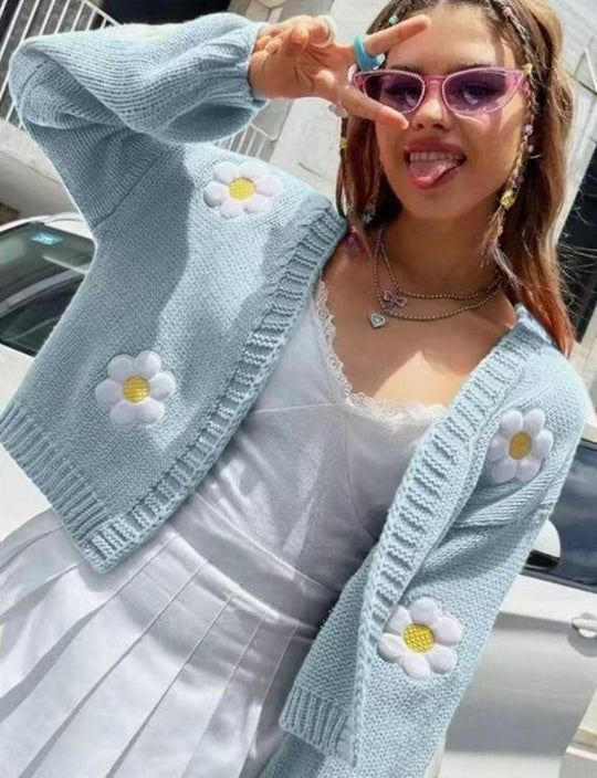 Damen Strickjacke mit floralen Applikationen Heidi-Mode