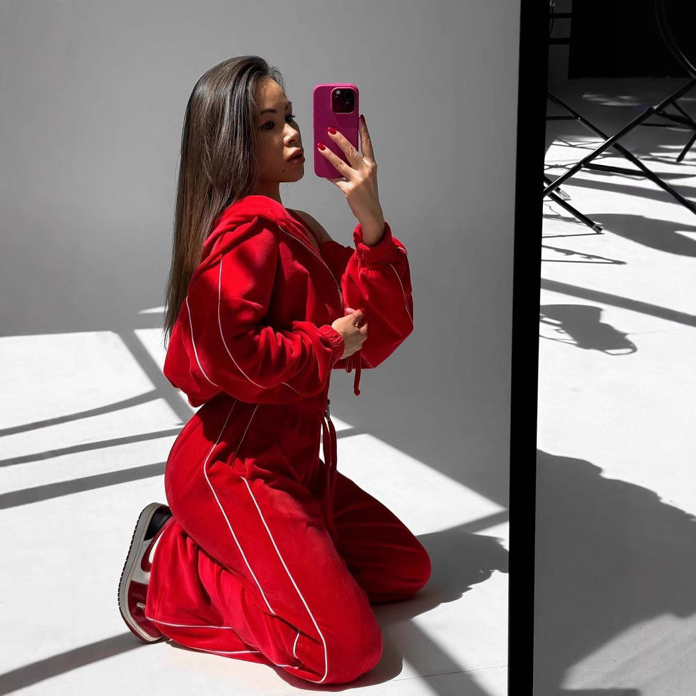 Damen Loungewear-Anzug aus hochwertigem Velours mit Kapuze und elastischem Bund Heidi-Mode