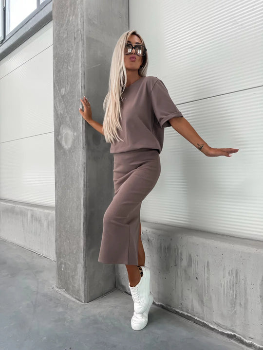 Damen Modisches Strickensemble mit lässigem Oberteil und weitem Rock Heidi-Mode