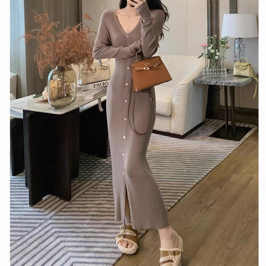 Damen Elegantes Maxikleid mit Knopfdetails und V-Ausschnitt Heidi-Mode