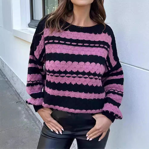 Damen gemütlicher Strickpullover mit modernem Zopfmuster und grafischen Akzenten Heidi-Mode