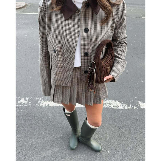 Damen Karomuster Blazerjacke mit kurzen Ärmeln und passender Minirock Heidi-Mode