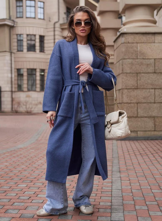 Damen Strickmantel mit Gürtel und praktischen Taschen Heidi-Mode