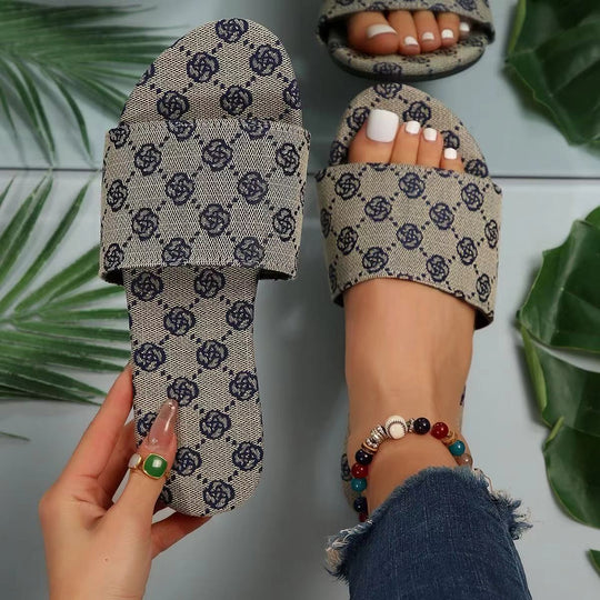 Damen offene Badesandalen mit trendiger Logostickerei und rutschfester Sohle Heidi-Mode