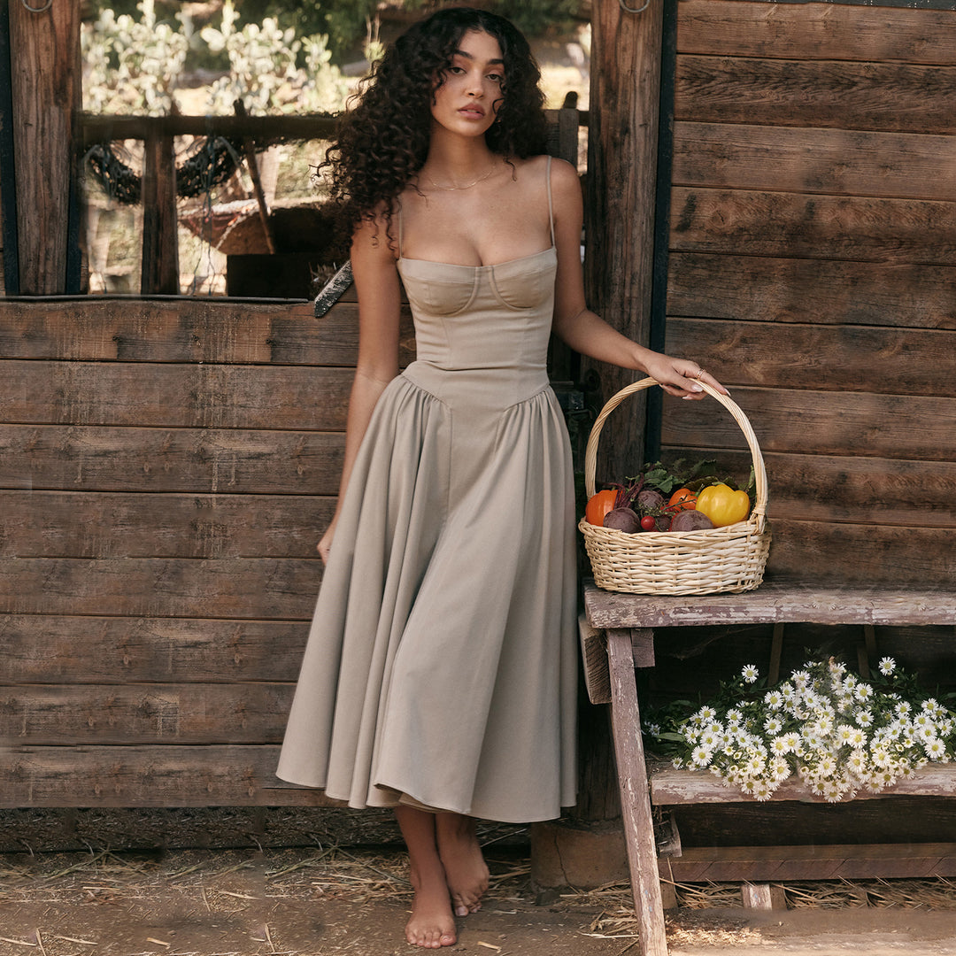 Damen Ballonkleid mit figurformendem Oberteil und fließendem Rock Heidi-Mode