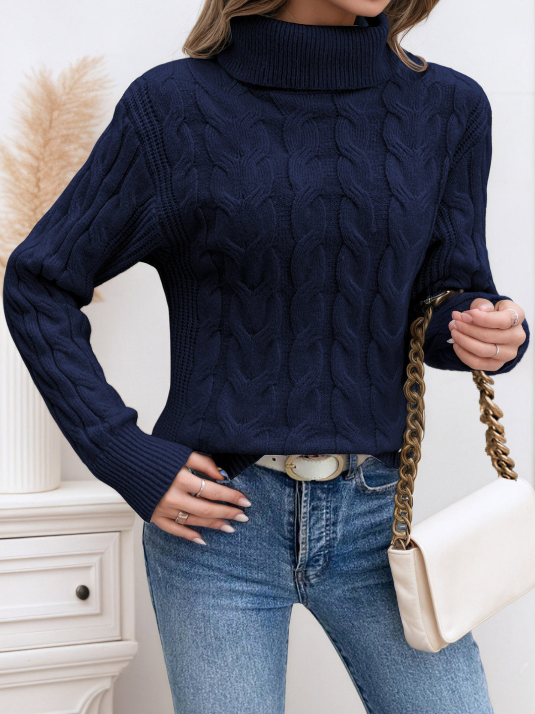 Damen Strickpullover mit hohem Kragen und Zopfmuster Heidi-Mode