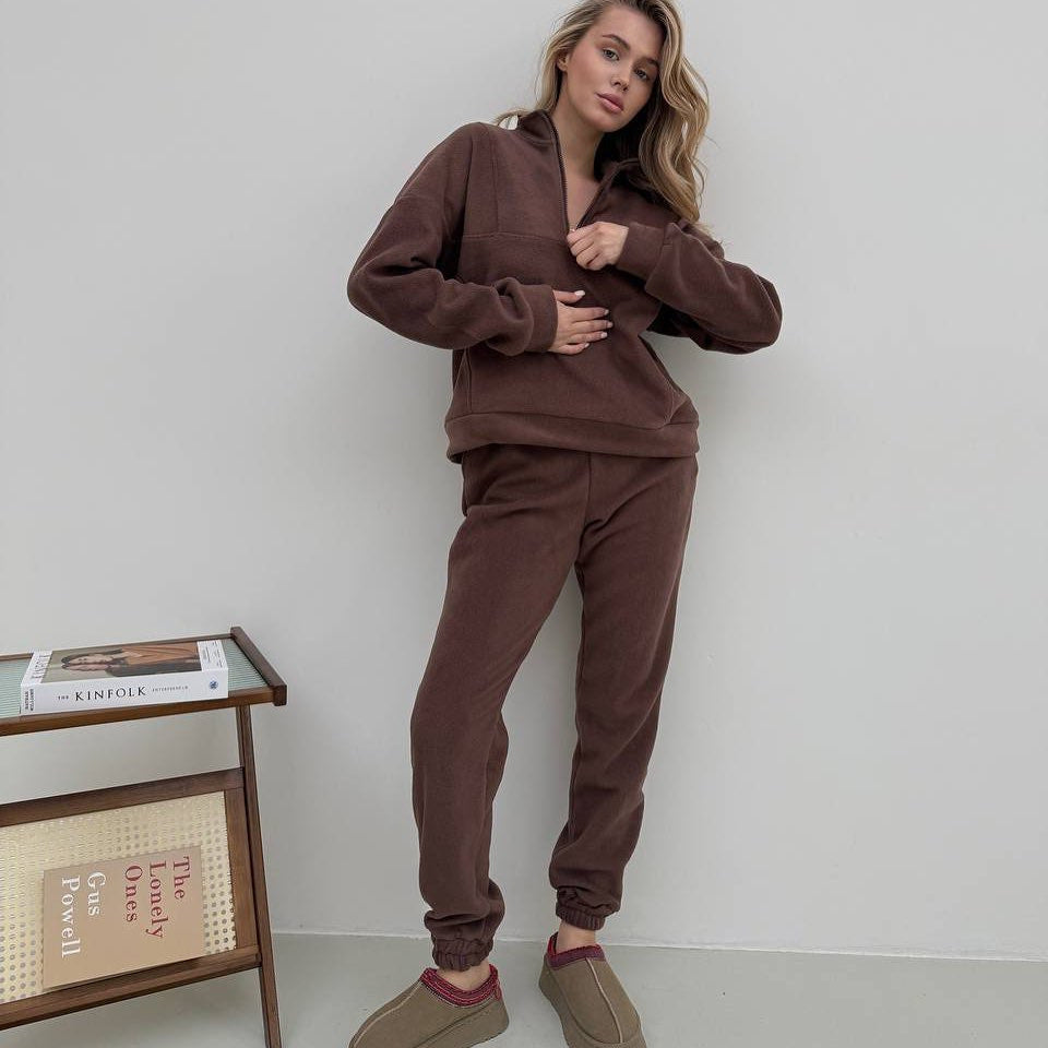 Damen gemütliches Fleece-Set mit hohem Kragen und elastischen Bündchen Heidi-Mode