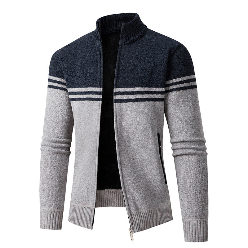 Herren Strickjacke mit modernem Zipper und sportlichem Streifenmuster Heidi-Mode