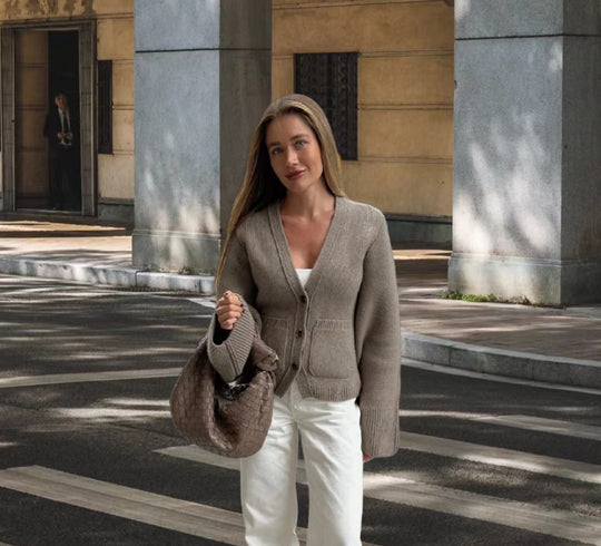 Damen Strickjacke mit eleganten Details und lässigem Schnitt Heidi-Mode