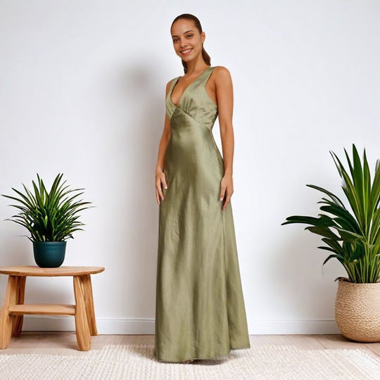 Damen Maxikleid aus Satin mit verstellbaren Trägern Heidi-Mode