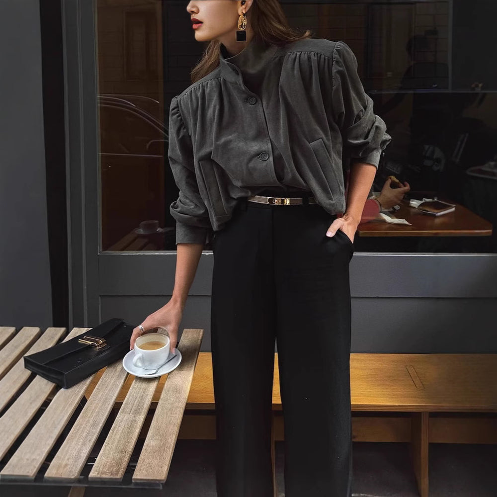 Damen Oversized Bluse mit schickem Plissee-Design und eleganten Knopfdetails Heidi-Mode