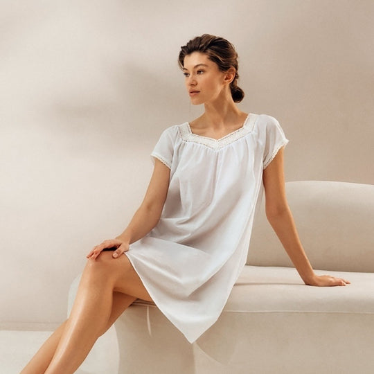 Damen Nachthemd mit feinen Spitzenverzierungen Heidi-Mode