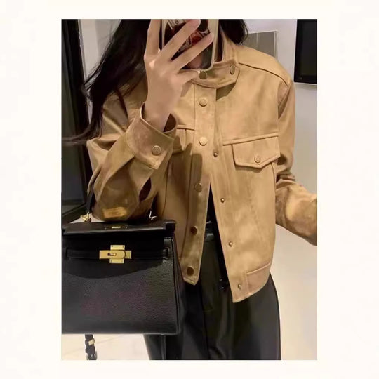 Damen Modische Kurzjacke im Stilmix mit Taschen und Knopfdetails Heidi-Mode