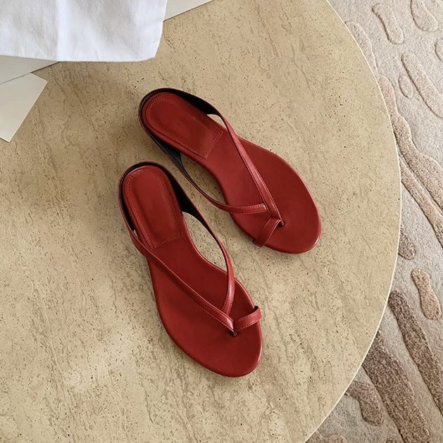 Femme Minimalist Thong Sandalen Heidi-Mode