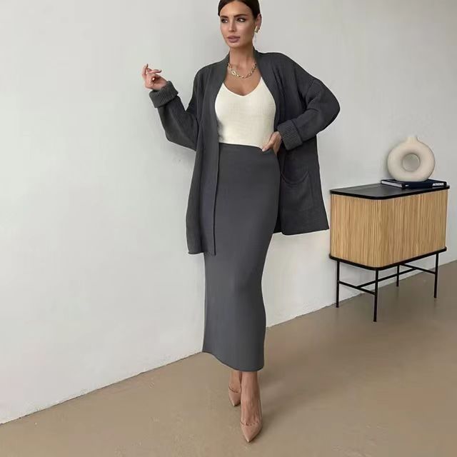 Damen Elegantes Strick-Set mit Rückenschlitzen und lässiger Passform Heidi-Mode