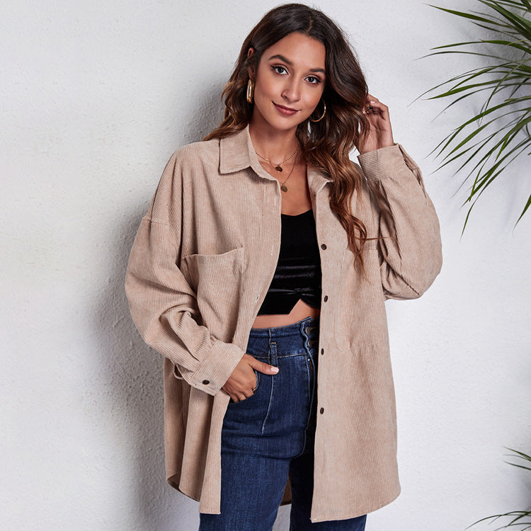 Damen Cord-Hemdbluse mit knöpfbarem Verschluss und leichtem Oversized-Schnitt Heidi-Mode
