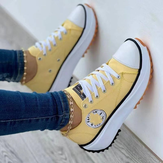 Damen Sportliche Canvas Sneakers im urbanen Design mit Gummisohle Heidi-Mode