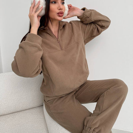 Damen gemütliches Fleece-Set mit hohem Kragen und elastischen Bündchen Heidi-Mode