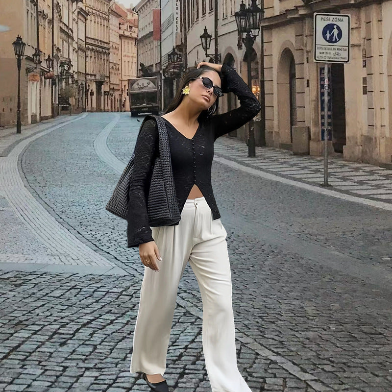 Damen Elegantes Longsleeve-Oberteil mit Lochmuster und Knopfleiste Heidi-Mode