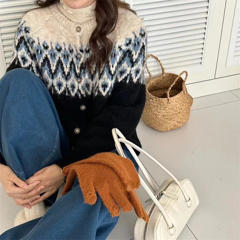 Damen Grobstrick Cardigan mit geometrischem Fair-Isle-Muster und eleganter Knopfleiste Heidi-Mode