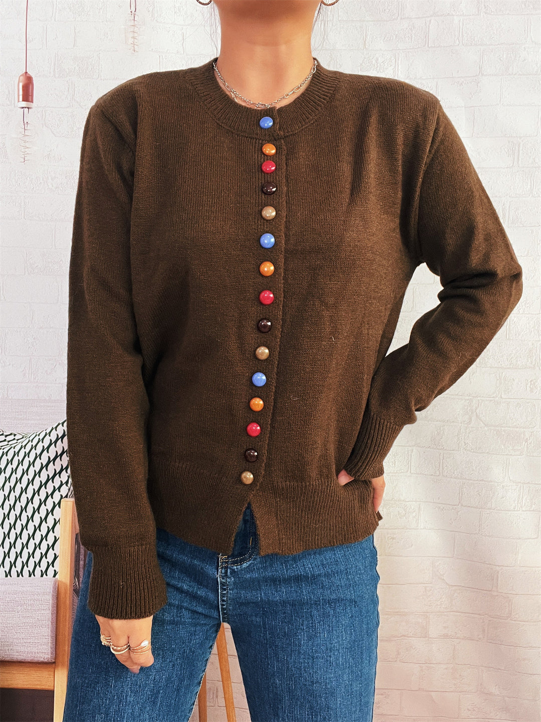 Damen stilvolle Strickjacke mit bunten Knöpfen Heidi-Mode