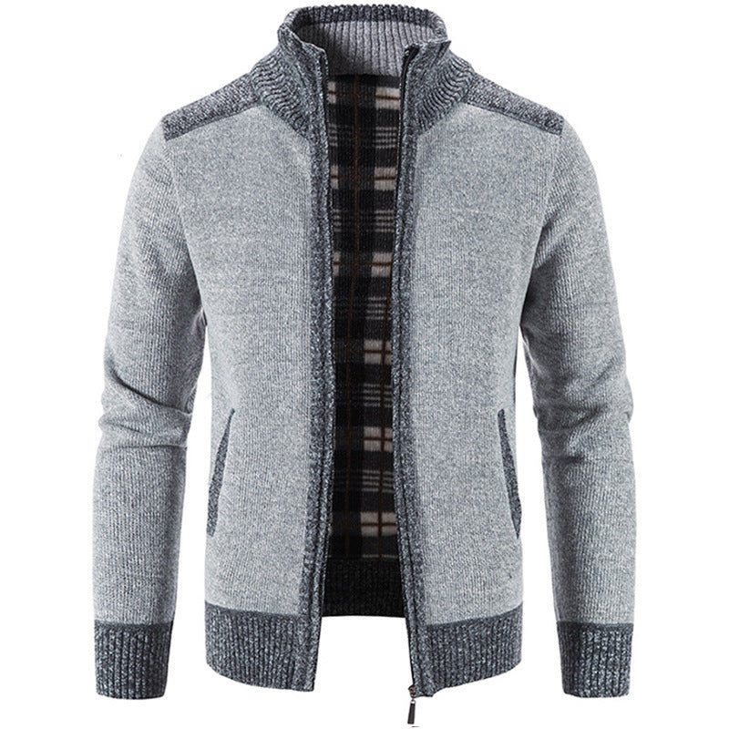 Herren Strickjacke mit modernem Stehkragen und strukturiertem Design Heidi-Mode