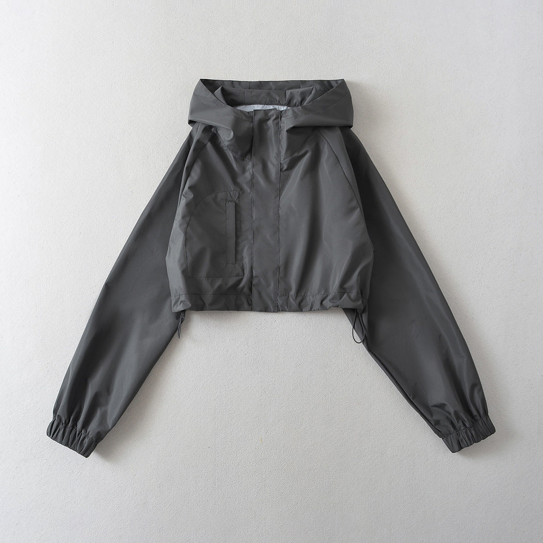 Damen cropped Windjacke mit verstellbarem Kordelzug und hohem Kragen Heidi-Mode