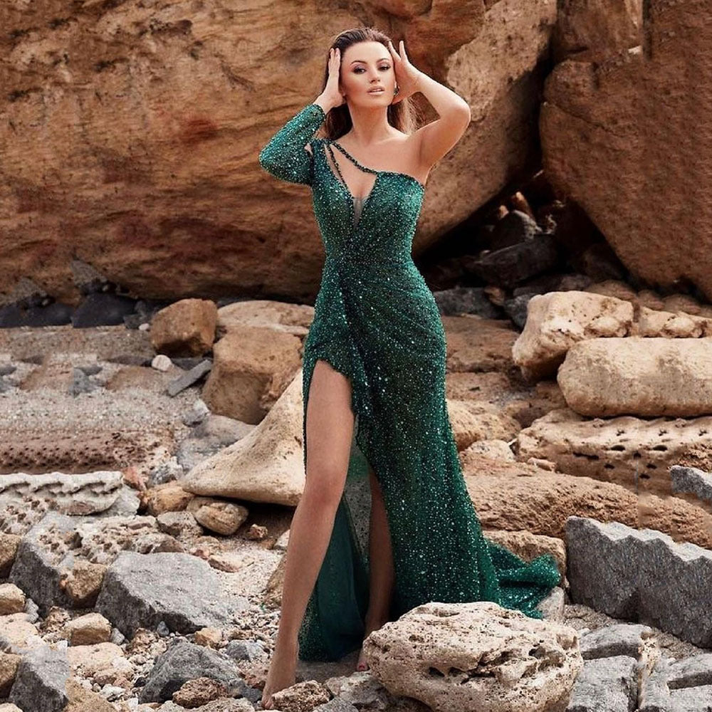 Damen Festliches Cocktailkleid mit glitzerndem Oberteil und asymmetrischem Design Heidi-Mode