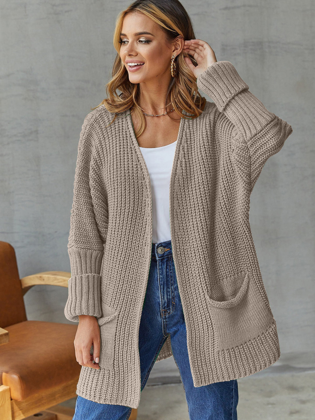 Damen Lange Strickjacke mit lockerer Passform und praktischen Taschen Heidi-Mode