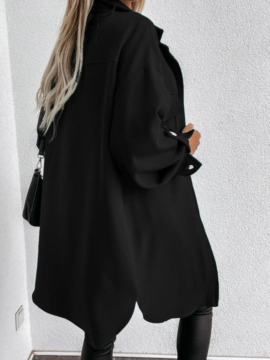 Damen Oversized Hemdjacke mit praktischen Taschen und Knopfdetails Heidi-Mode